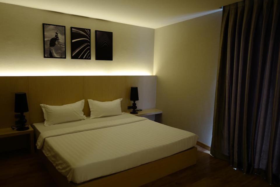 The 28Th Hotel Kancsanaburi Kültér fotó